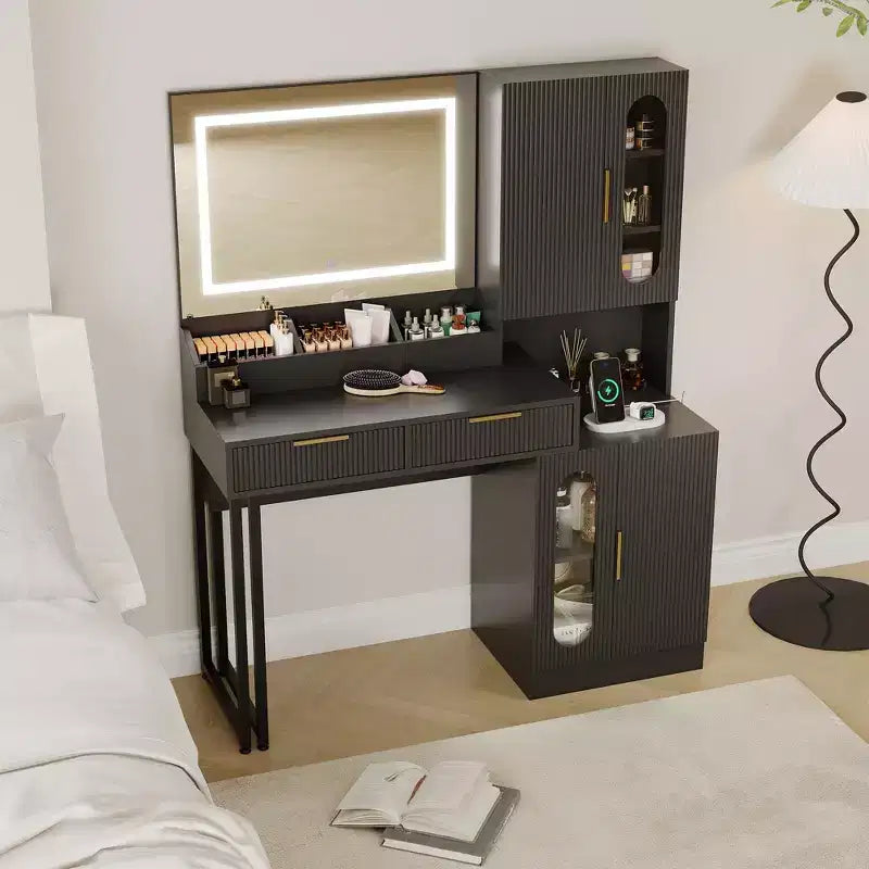 45 Makeup Vanity Desk with Mirror and Lights, Fluted Wooden Dressing Table with Charging Station, Modern Makeup Vanity Table for Bedroom